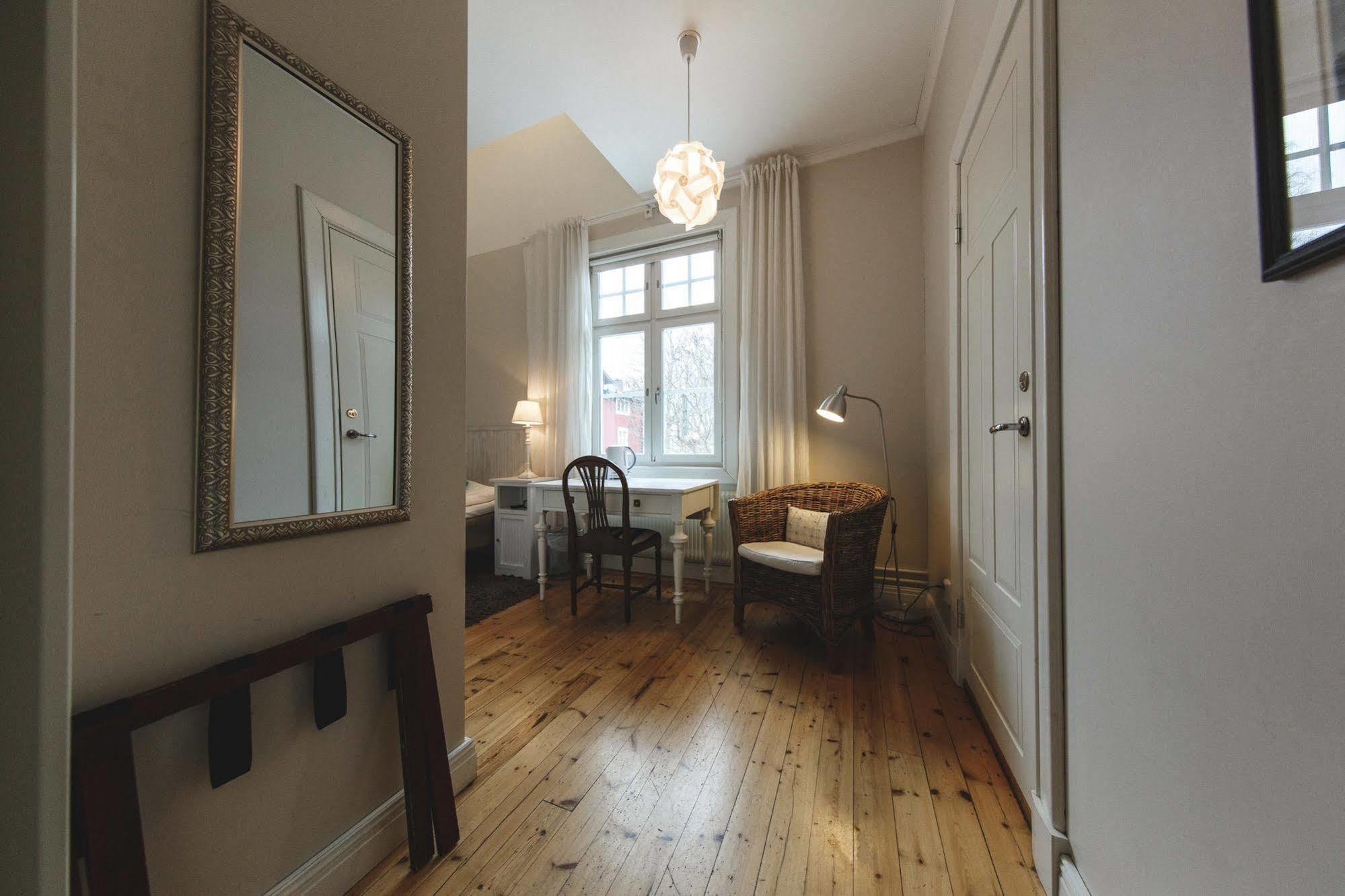 Hotell Pilen Умео Екстер'єр фото